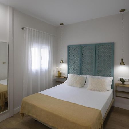 Beautiful Blue Triana Apartment Sevilla Exterior foto