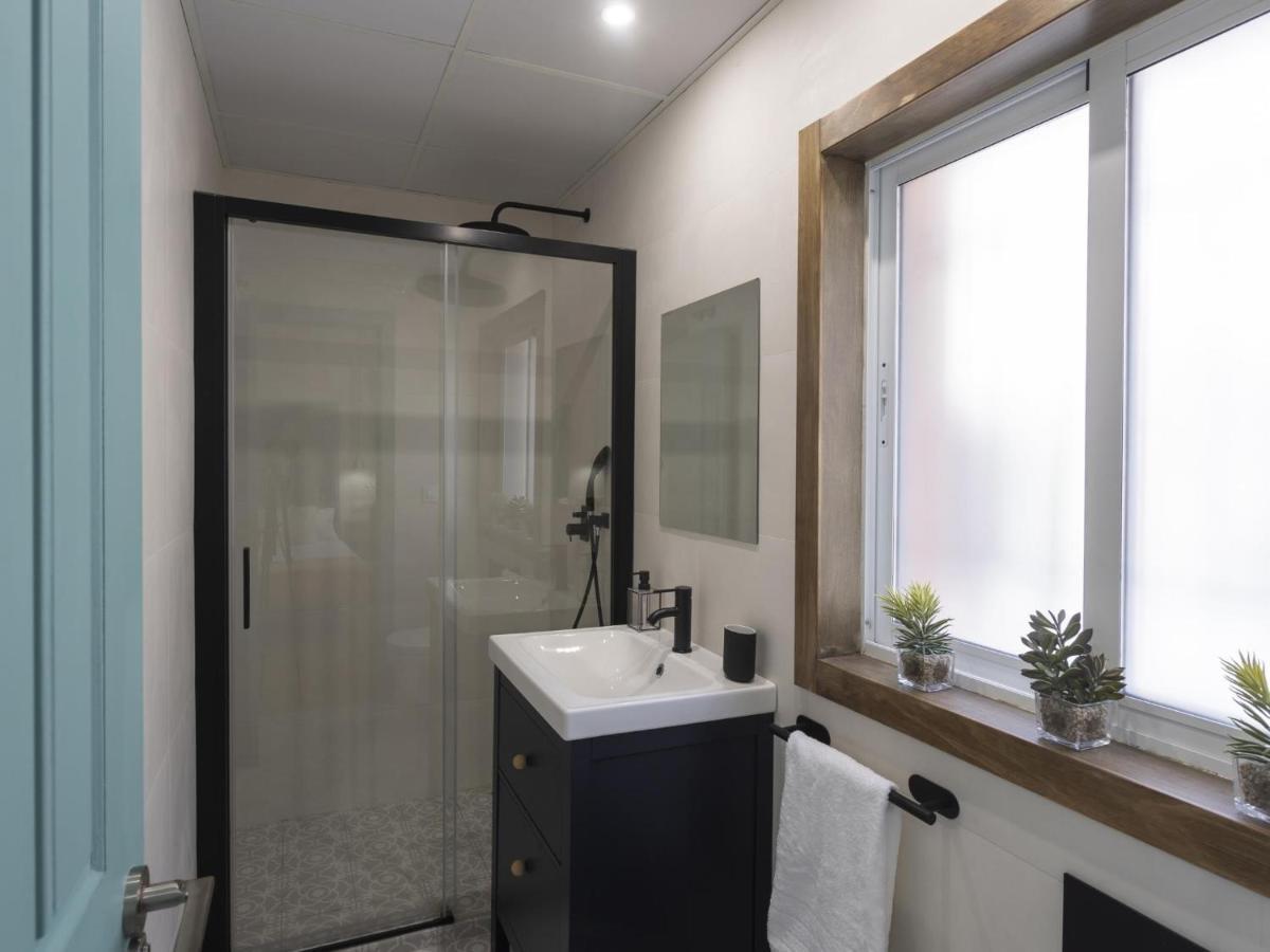 Beautiful Blue Triana Apartment Sevilla Exterior foto