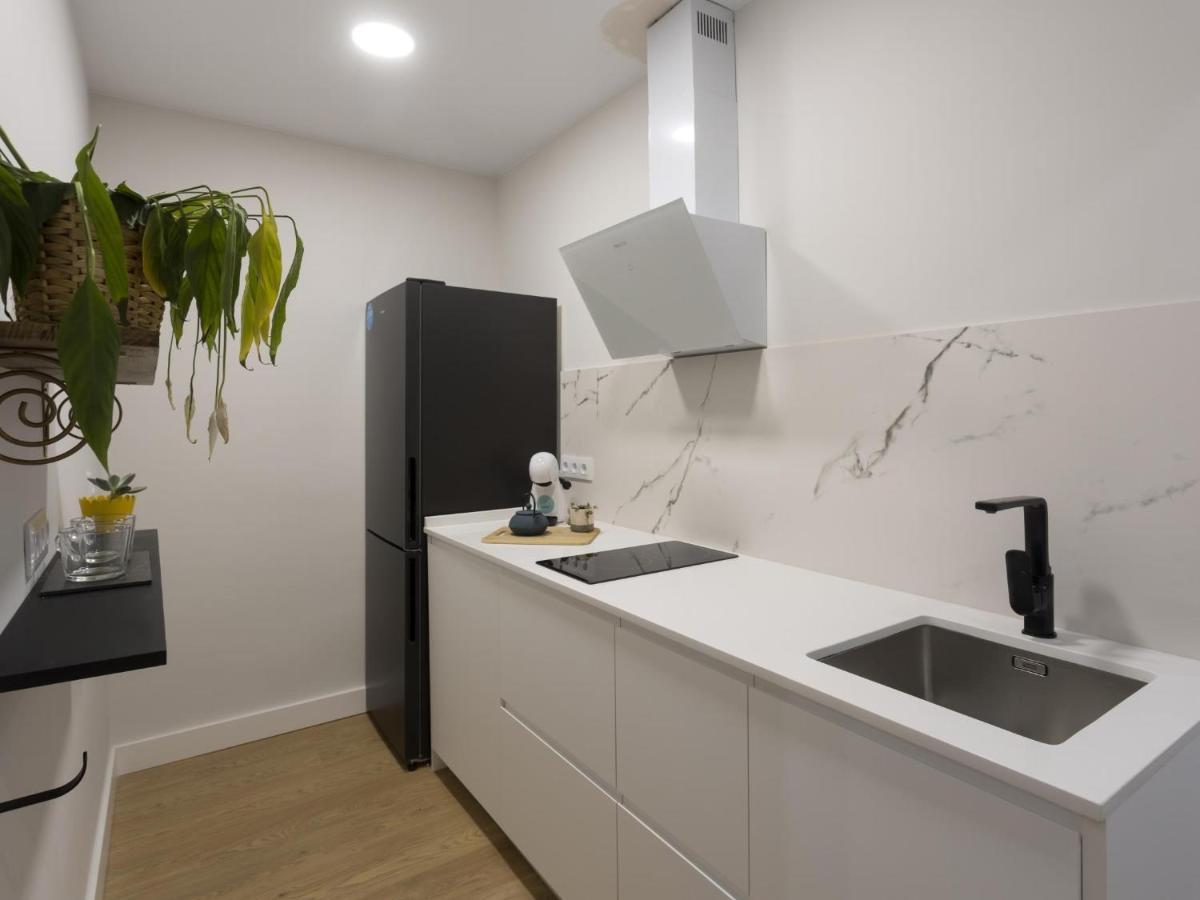 Beautiful Blue Triana Apartment Sevilla Exterior foto